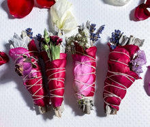 Load image into Gallery viewer, MINI FLORAL SAGE STICK